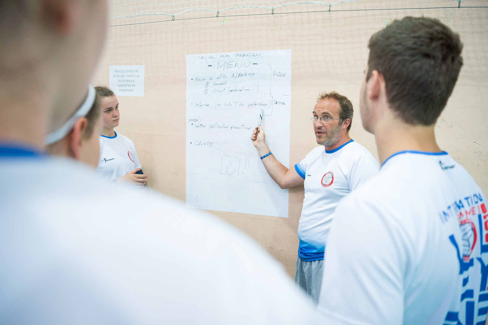Reportage — Volleyball Academy