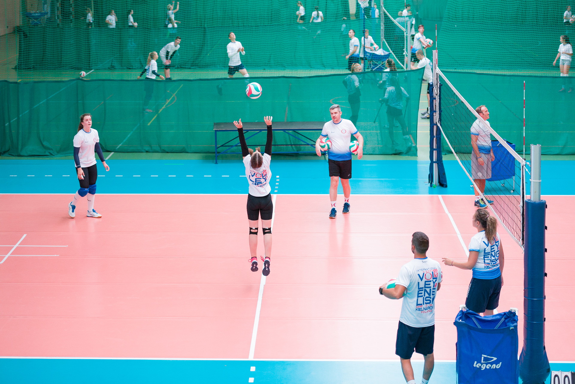 Reportage — Volleyball Academy