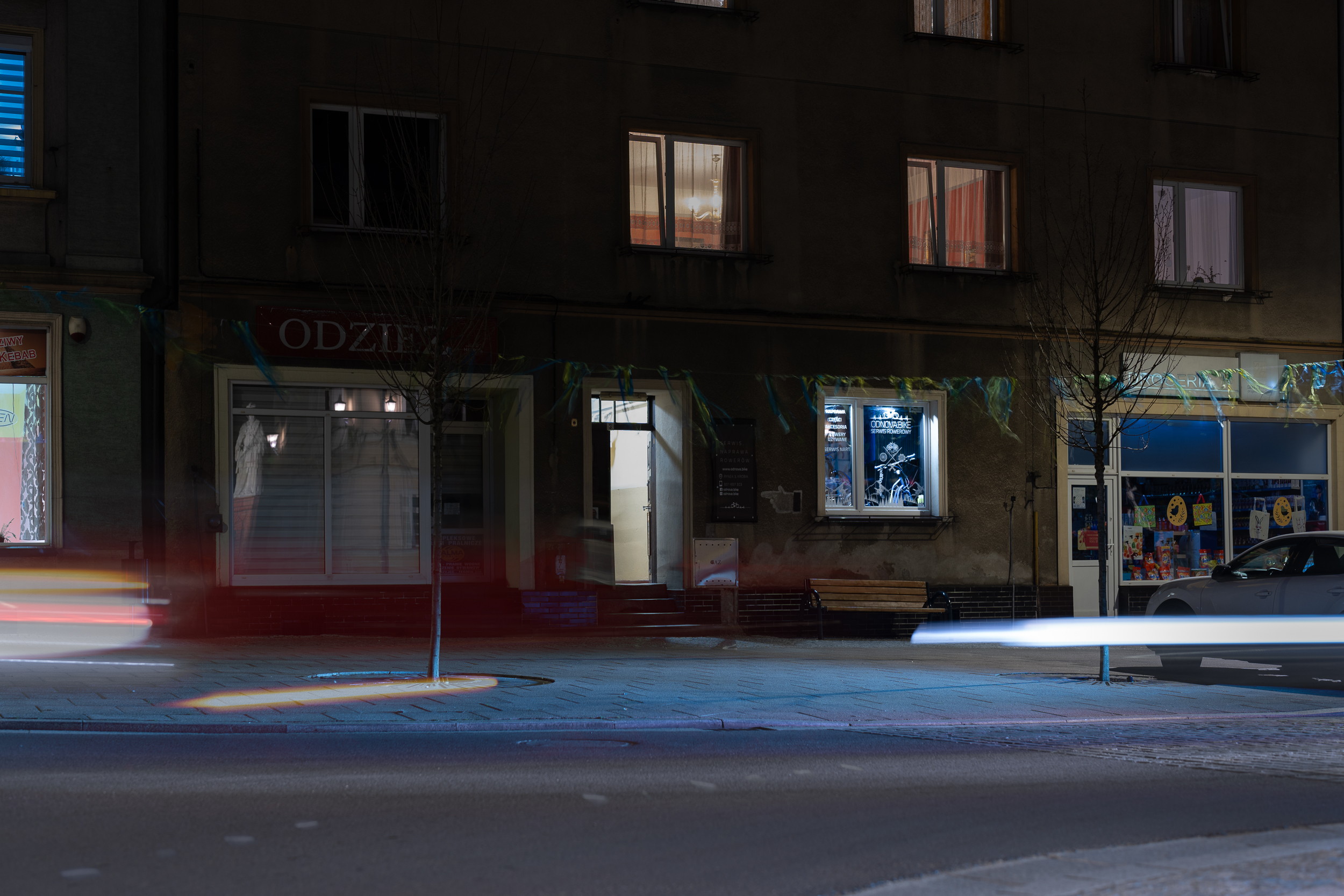 Bike workshop scene — ODNOVA Bike