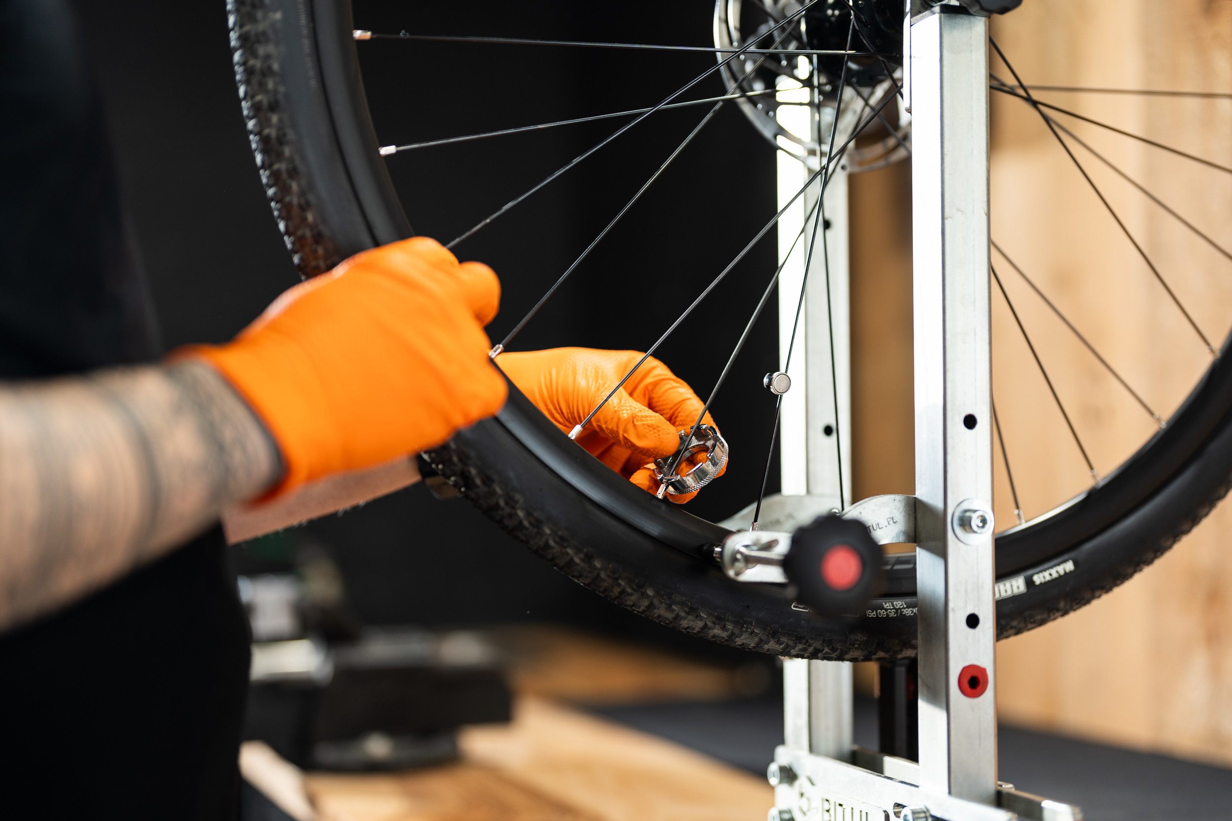Bike workshop scene — ODNOVA Bike