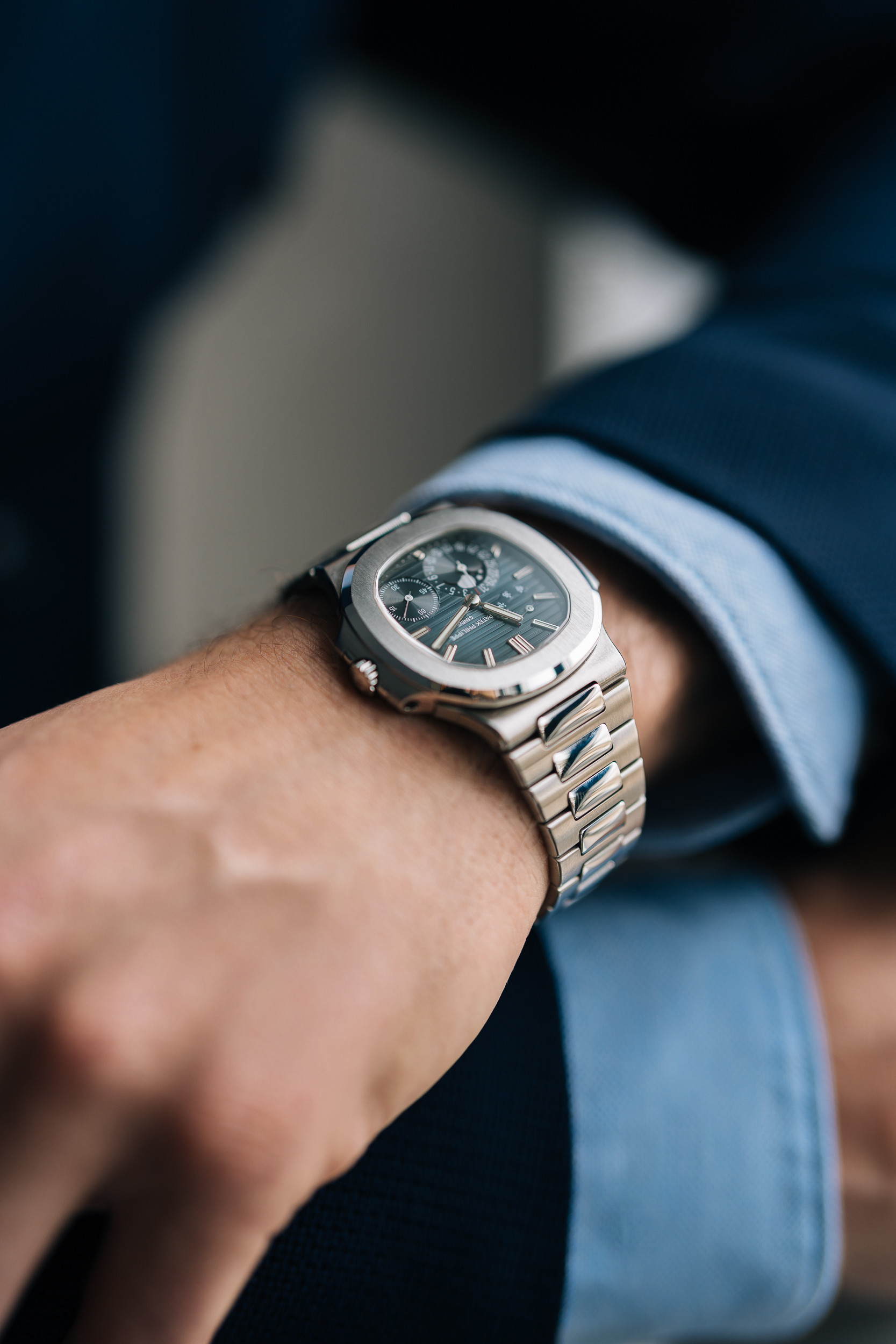 Luxury watch in studio — Fotografia reklamowa RoyalWatch.pl