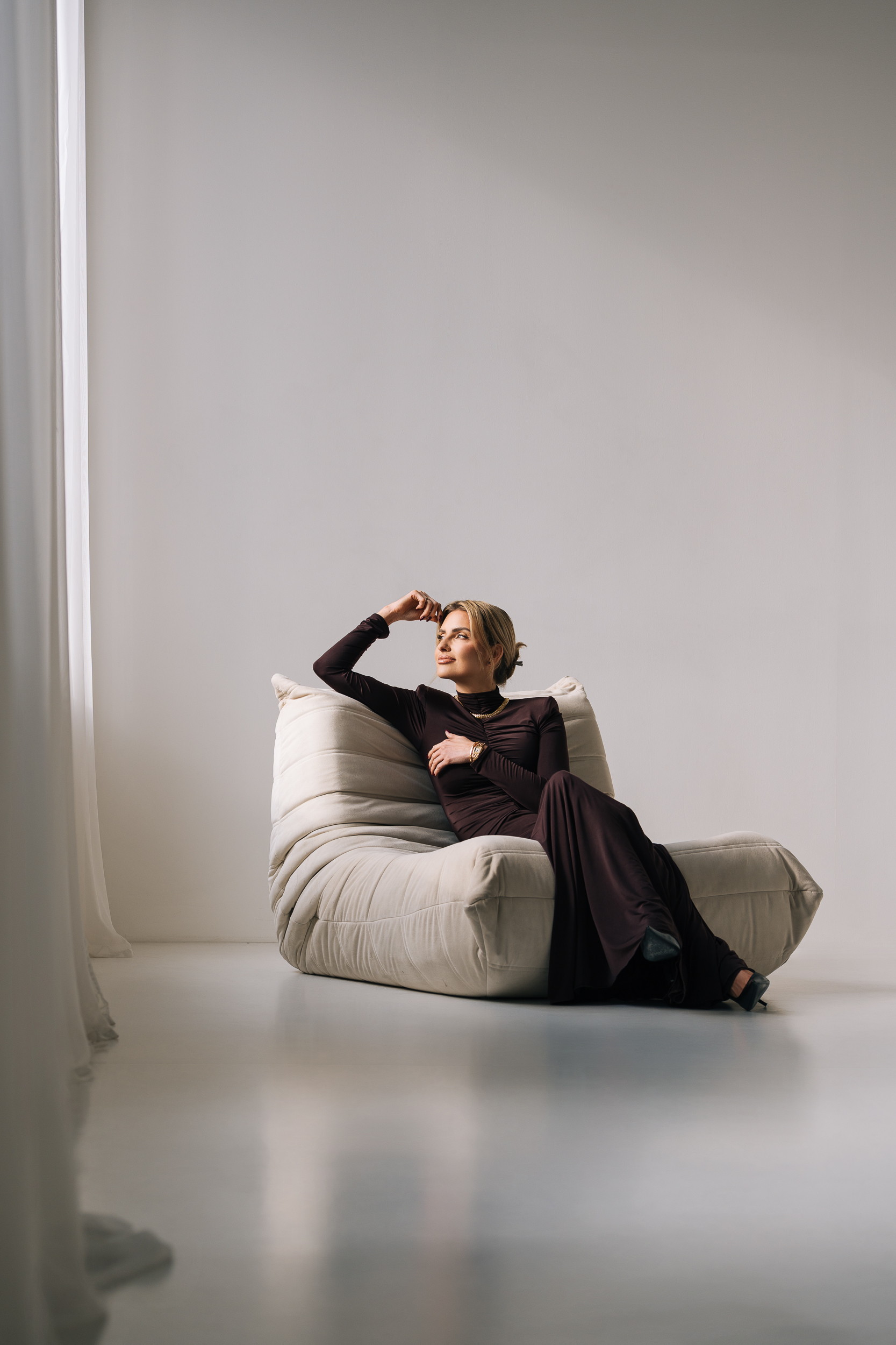 Luxury watch in studio — Fotografia reklamowa RoyalWatch.pl