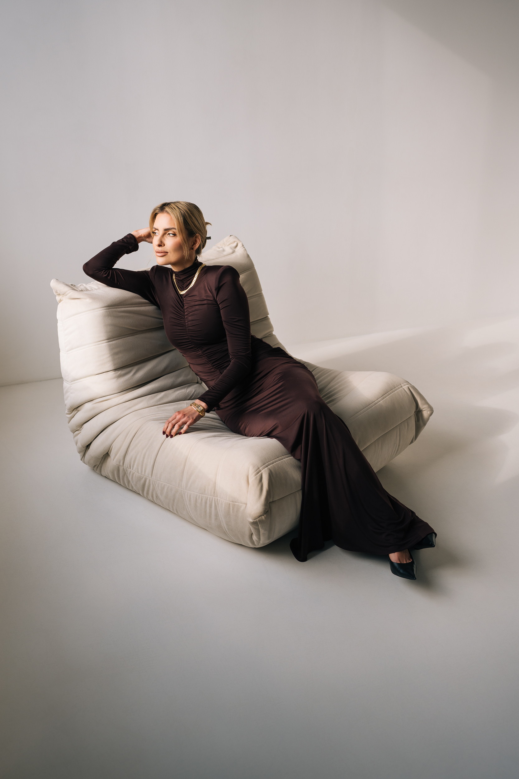 Luxury watch in studio — Fotografia reklamowa RoyalWatch.pl