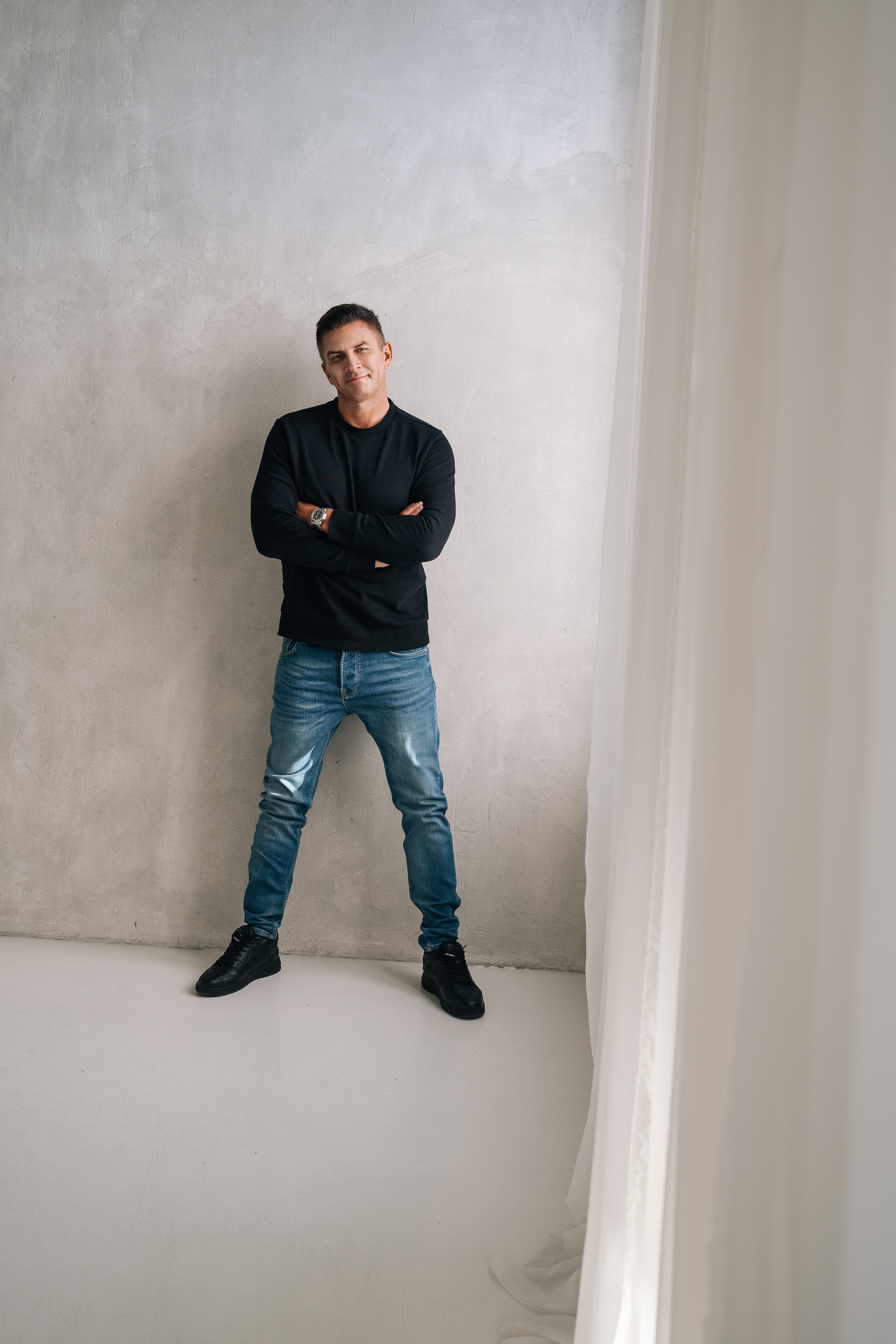 Luxury watch in studio — Fotografia reklamowa RoyalWatch.pl